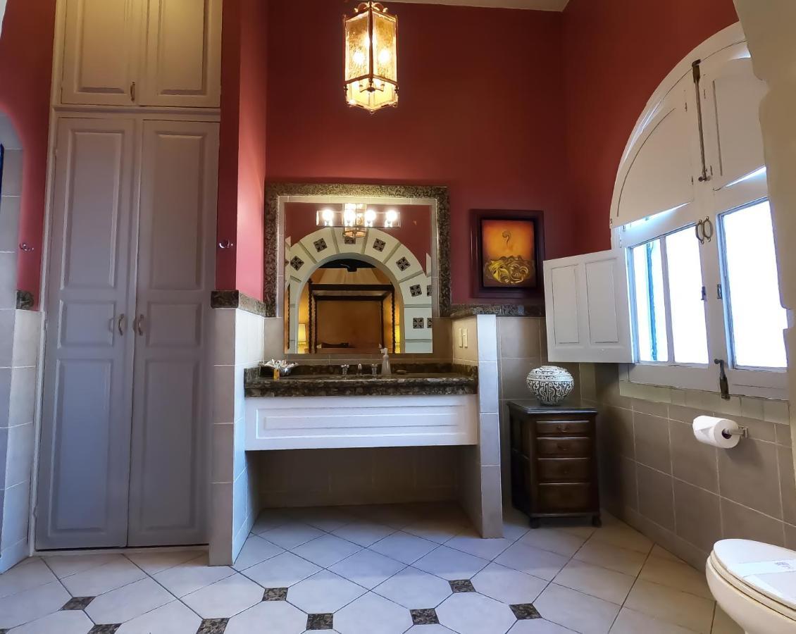 La Perla Hotel Boutique B&B Guadalajara Extérieur photo